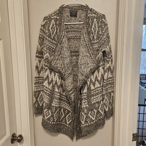 Abercrombie and Fitch Cardigan size small